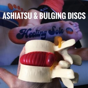 Ashiatsu-for-chronic-low-back-pain-and-bulging-discs